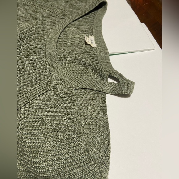 Garage Green Sweater with shoulder cut - Picture 2 of 5